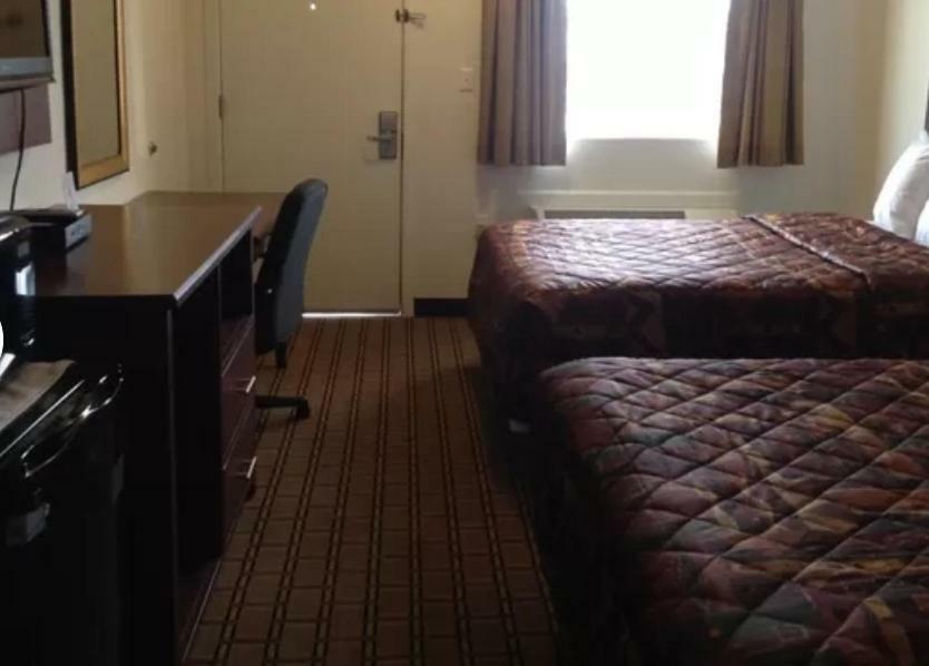 America Inn & Suites Ridgecrest Dış mekan fotoğraf